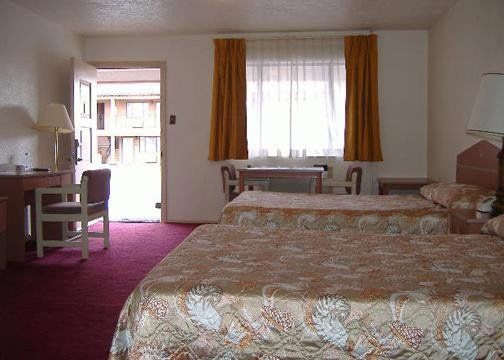 Rodeway Inn סוקורו חדר תמונה